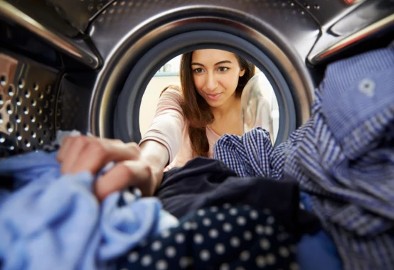 Jak odkamienić pralkę? Domowe sposoby i produkty do odkamieniania